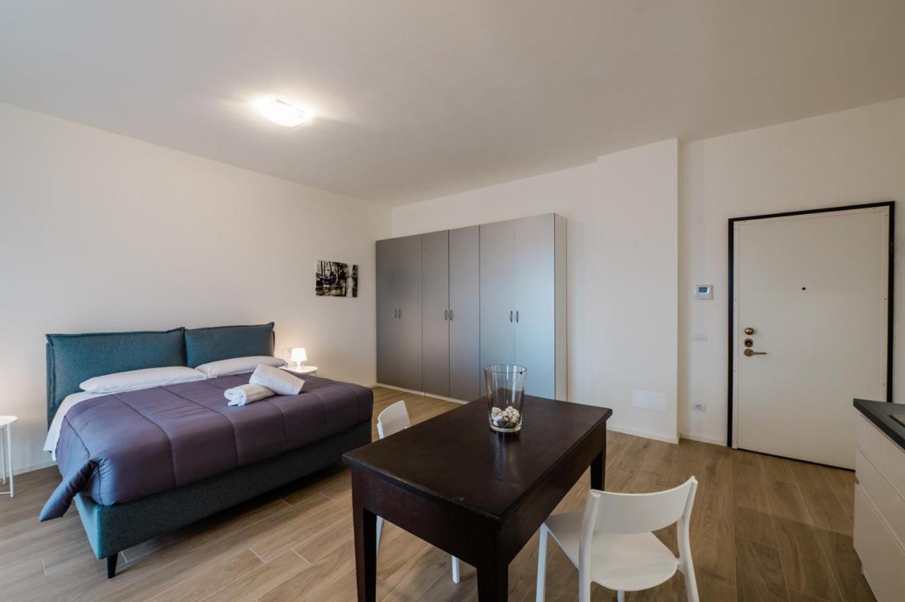 P&P Station Apartment Bergamo Bagian luar foto